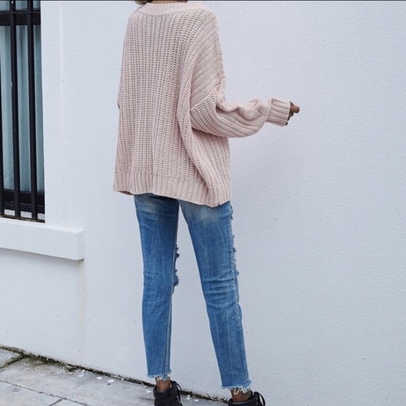 NWOT Blush Pink Sweater - Picture 5 of 6